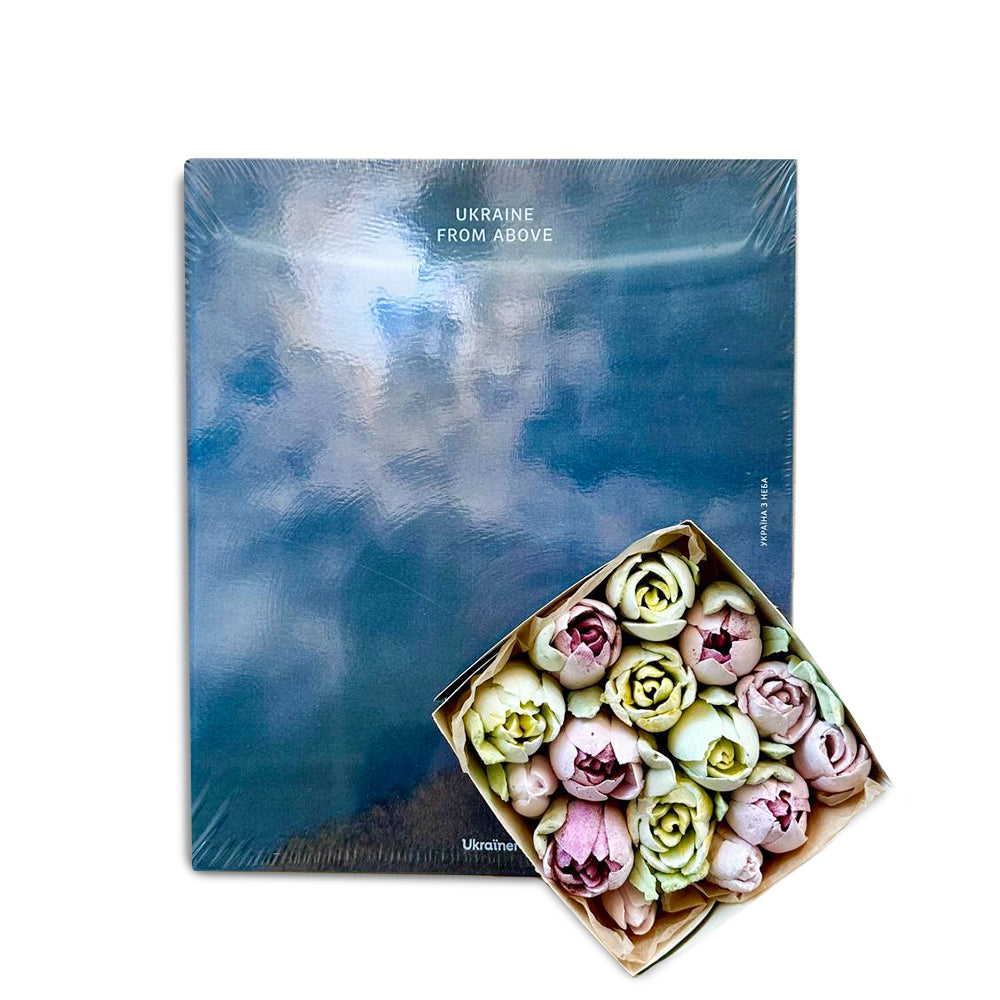 Geschenkset: Fotobuch "Ukraїner" und Marshmallow-Blumen