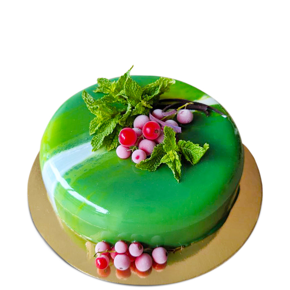Mini Eistorten mit Beeren und Minze